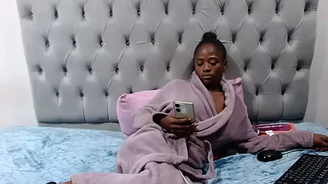 SexyAdelexx online show from 3, 2, 2026