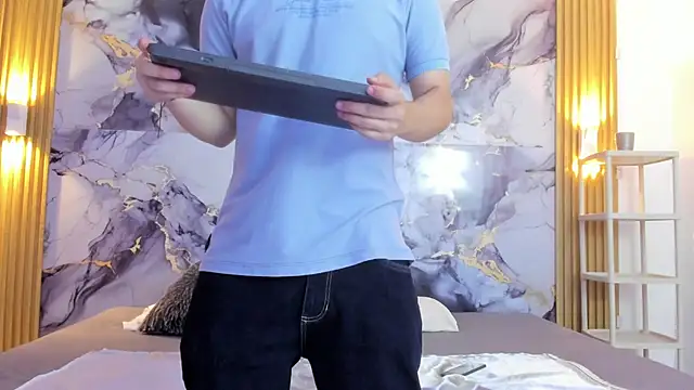 Dantee Dark online show from 3, 12, 2025