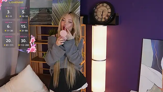 DeliciaKingdom online show from 16, 12, 2025