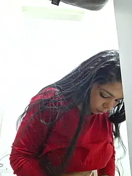 Snapshot of Mia_Rosex chatting on 21, 12, 2025 Mia Rosex online show from 21, 12, 2025