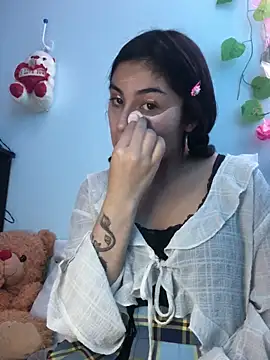 Miharu  online show from 13, 12, 2025