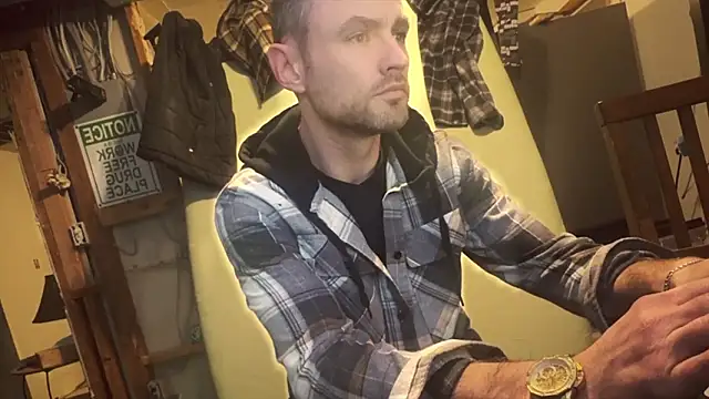 Snapshot of famous1tad chatting on 17, 1, 2026 famous1tad online show from 17, 1, 2026