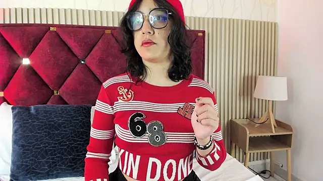 Kiri Velvet online show from 30, 6, 2026