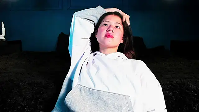 Skyy bloom online show from 20, 12, 2025