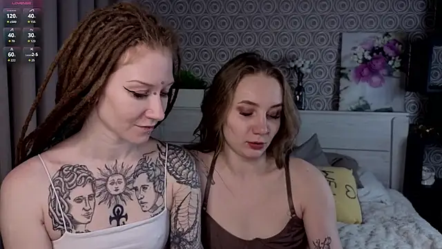 Snapshot of BobbieNibbe chatting on 19, 12, 2025 BobbieNibbe online show from 19, 12, 2025