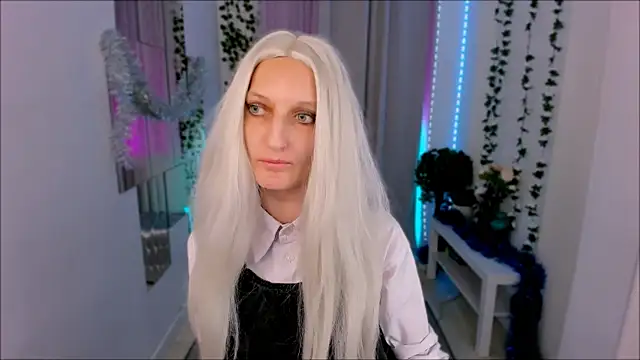 ViktoriaClark online show from 19, 12, 2025