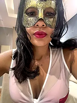 LunnaMaska online show from 2, 12, 2025