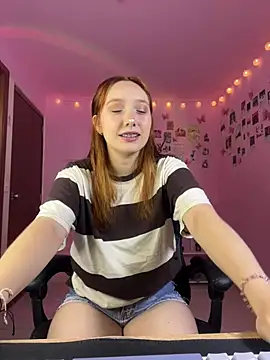 Snapshot of Davne_ chatting on 21, 2, 2026 Davne online show from 21, 2, 2026