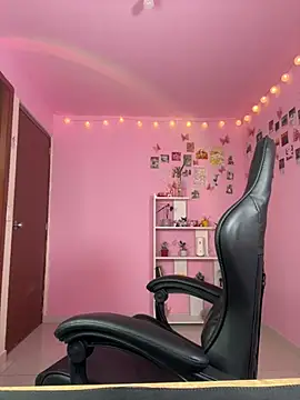 Snapshot of Davne_ chatting on 24, 2, 2026 Davne online show from 24, 2, 2026