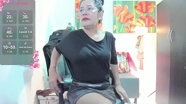 Miss clarepocahose online show from 4, 12, 2025