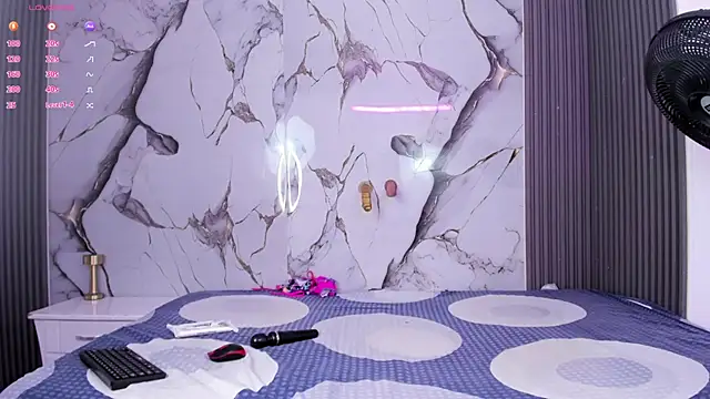 LicyStark online show from 2, 12, 2025