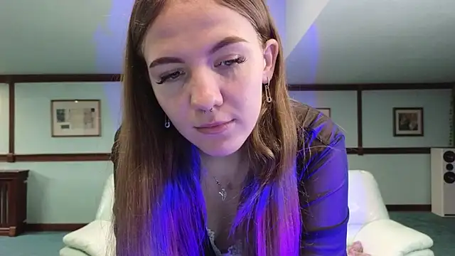 KiraRustle online show from 19, 12, 2025