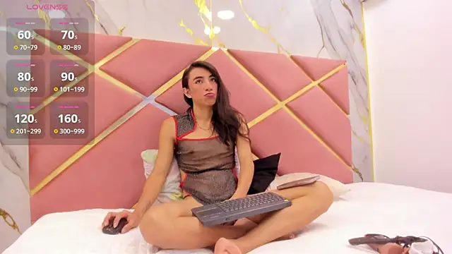 Snapshot of VALERIAQUEENTS__ chatting on 15, 12, 2025 VALERIAQUEENTS online show from 15, 12, 2025