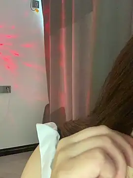 Snapshot of boniu-mimi chatting on 14, 12, 2025 boniu-mimi online show from 14, 12, 2025