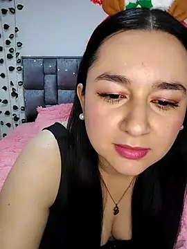 Snapshot of Dulce_fire1 chatting on 22, 12, 2025 Dulce fire1 online show from 22, 12, 2025