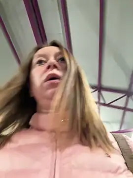 Brooke lover online show from 6, 5, 2026