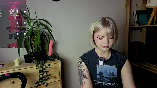 Me1inMonro online show from 28, 11, 2025