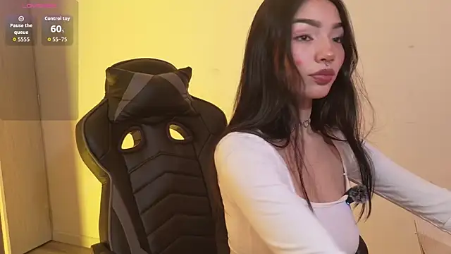 Snapshot of AriaLakshmi chatting on 24, 3, 2026 AriaLakshmi online show from 24, 3, 2026