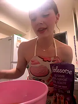 Snapshot of lilliabloom chatting on 18, 12, 2025 lilliabloom online show from 18, 12, 2025