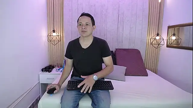 DaniyMel online show from 5, 2, 2026