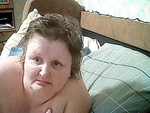 Snapshot of natalya4312 chatting on 3, 12, 2025 natalya4312 online show from 3, 12, 2025