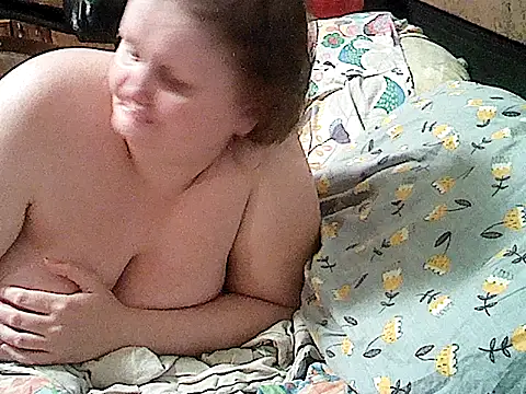 Snapshot of natalya4312 chatting on 17, 12, 2025 natalya4312 online show from 17, 12, 2025