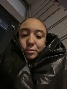 CristinaSw online show from 17, 12, 2025