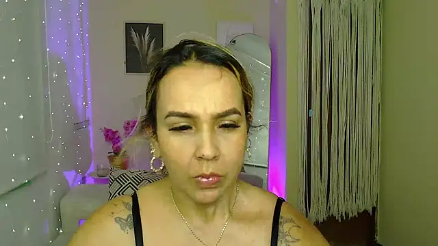 Aunty milf online show from 30, 6, 2026