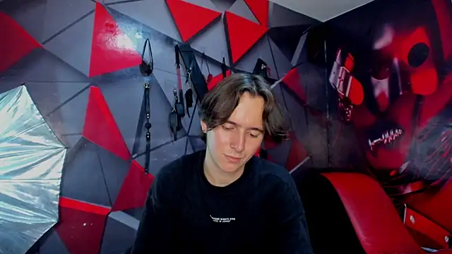 Aaron LatinMen2 online show from 18, 12, 2025