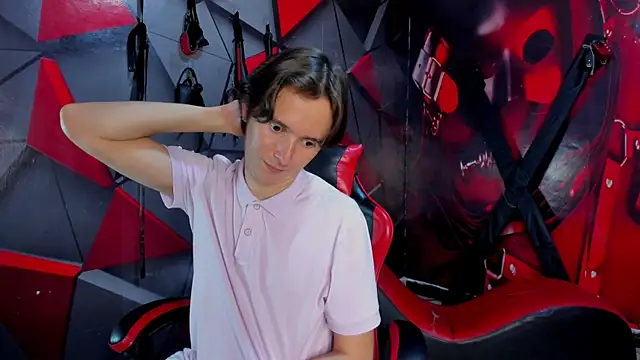 Aaron LatinMen2 online show from 22, 12, 2025