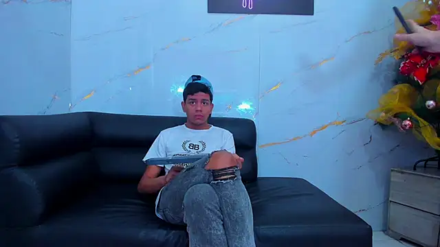 Lester james2 online show from 21, 12, 2025