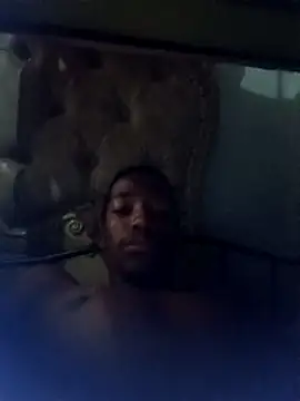 Cuteyuuboy2086 online show from 28, 11, 2025