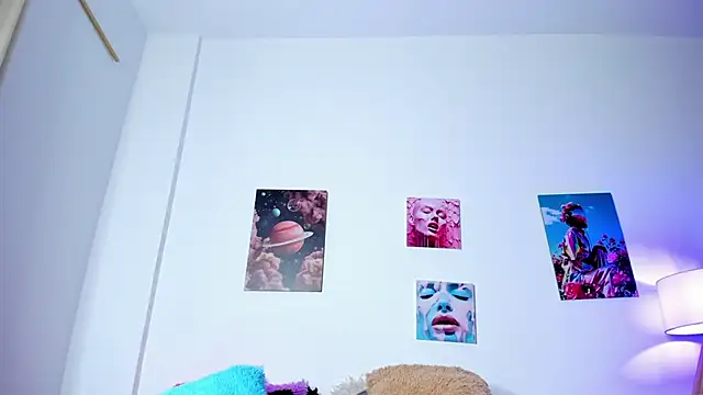 camila hott69  online show from 27, 2, 2026