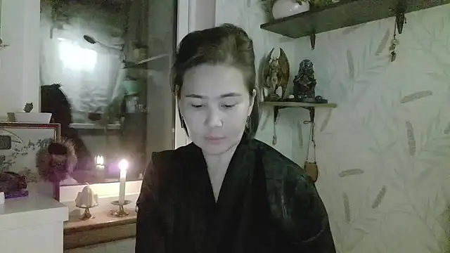 Snapshot of Nettie_Allie chatting on 5, 12, 2025 Nettie Allie online show from 5, 12, 2025