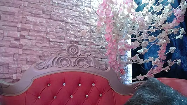 BellaMarquez  online show from 13, 12, 2025