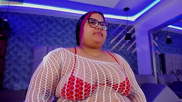 AlyzzandreRouge online show from 4, 12, 2025