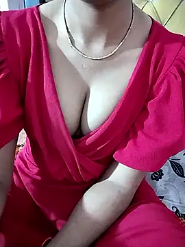 Snapshot of RASHMI_SHARMA9 chatting on 15, 1, 2026 RASHMI SHARMA9 online show from 15, 1, 2026