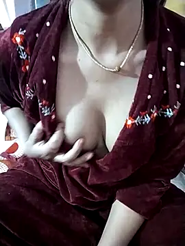 Snapshot of RASHMI_SHARMA9 chatting on 16, 1, 2026 RASHMI SHARMA9 online show from 16, 1, 2026