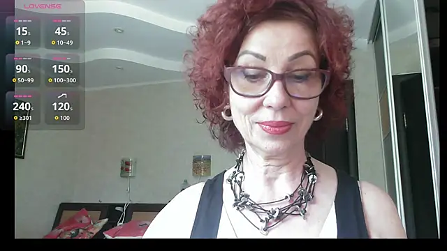 Snapshot of Kelly_Flurr chatting on 14, 6, 2026 Kelly Flurr online show from 14, 6, 2026
