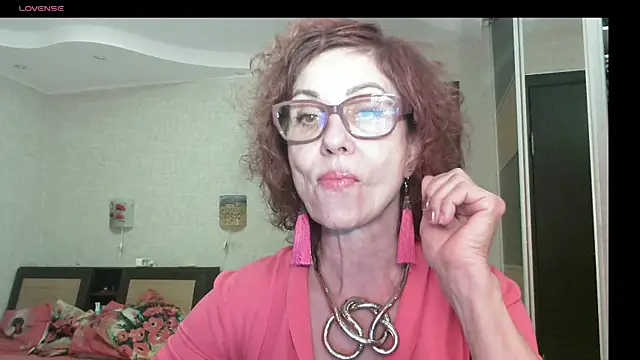 Snapshot of Kelly_Flurr chatting on 17, 7, 2026 Kelly Flurr online show from 17, 7, 2026
