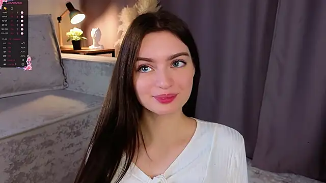 Sara Kinsly online show from 1, 12, 2025