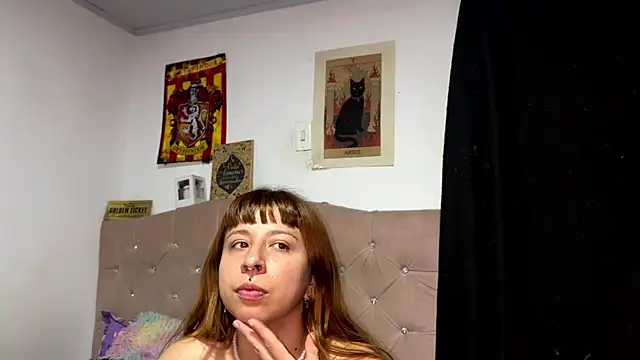 Snapshot of AriesVelvet chatting on 4, 6, 2026 AriesVelvet online show from 4, 6, 2026