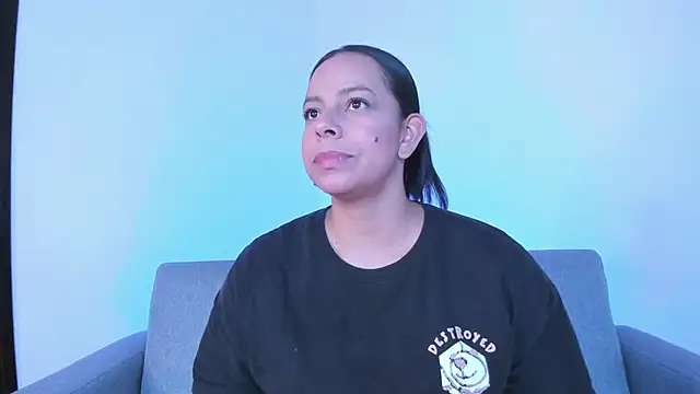 jimena chic1 online show from 3, 2, 2026