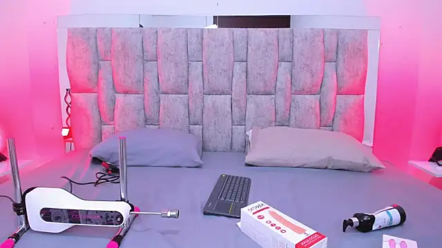 Snapshot of ZafiraNavarro chatting on 5, 2, 2026 ZafiraNavarro online show from 5, 2, 2026