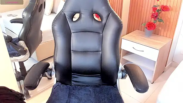 samantha quinnn online show from 21, 12, 2025