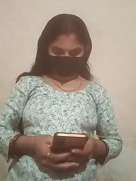 Pooja bhabhi00 online show from 11, 1, 2026