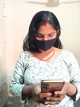 Pooja bhabhi00 online show from 4, 2, 2026