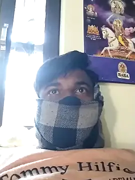 Snapshot of Harry254238 chatting on 21, 12, 2025 Harry254238 online show from 21, 12, 2025