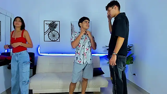 Snapshot of Crazy_porkys chatting on 7, 3, 2026 Crazy porkys online show from 7, 3, 2026