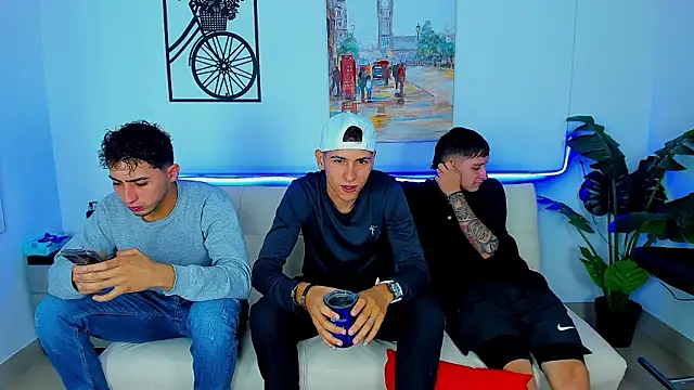 Snapshot of Crazy_porkys chatting on 13, 3, 2026 Crazy porkys online show from 13, 3, 2026